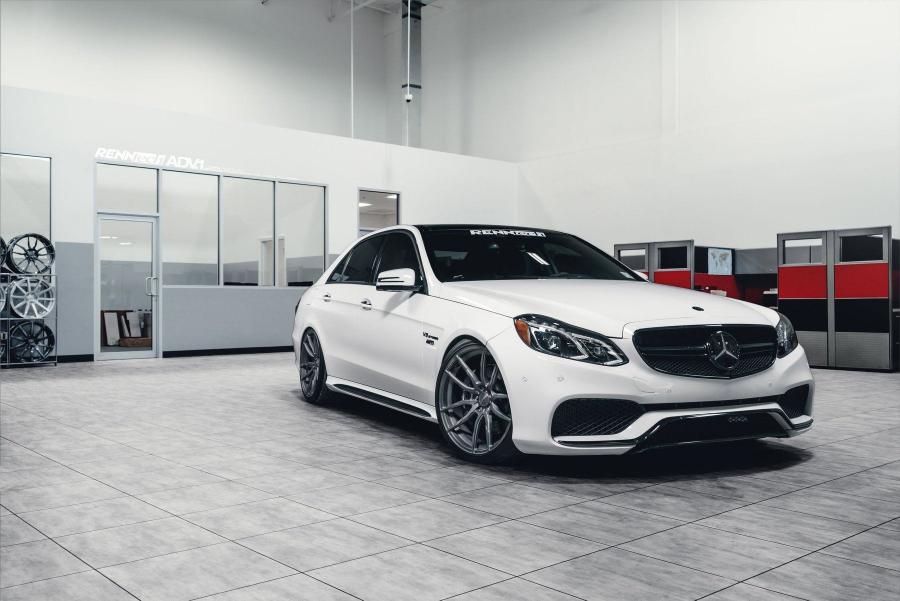  Mercedes-AMG E63 S R2 by RENNtech 2018 года  (фото 4 из 5)